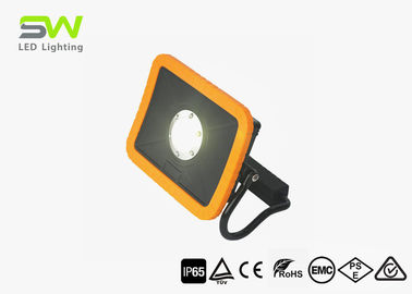 Hohes Lumen drahtlose Flut-Lichter Portable-LED mit drehbarem magnetischem Stand