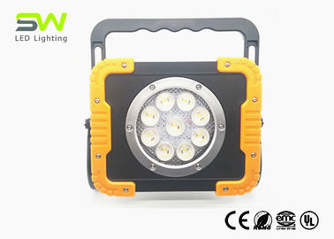 wieder aufladbares LED Arbeits-Licht 9x3W mit drehbarem und magnetischem Stand